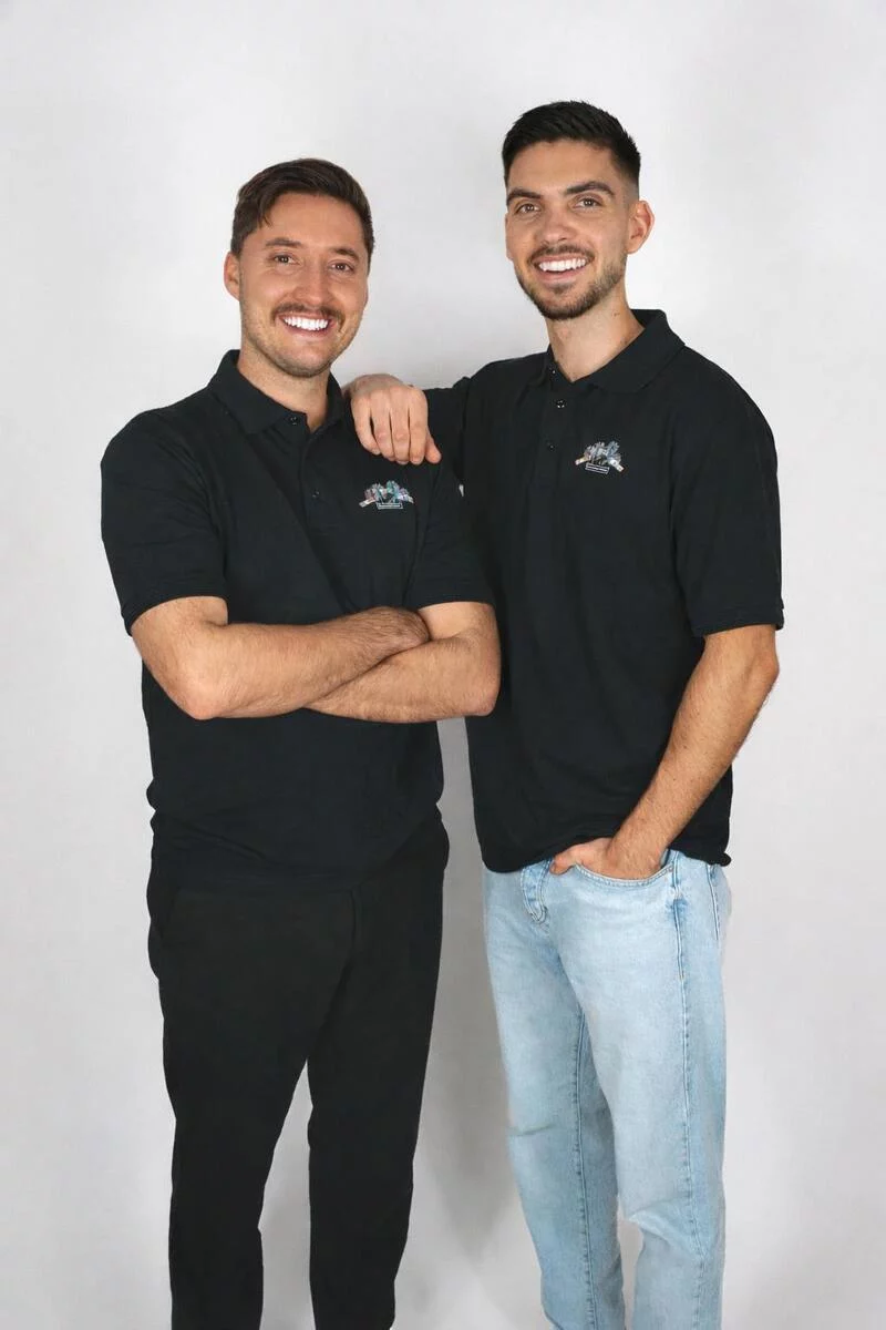 Teamfoto von Jérémy und Vinzenz von SPRING VOR GLÜCK
